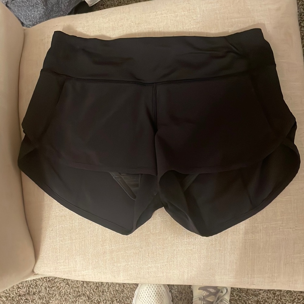 Lulu Lemon black speedy short size 2